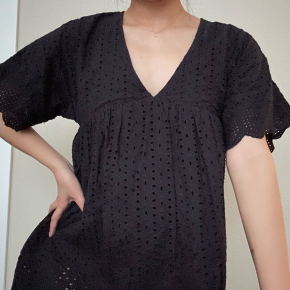 Mustard Seed Black Eyelet Vneck Mini Dress with Built-in Shorts - Picture 2 of 10